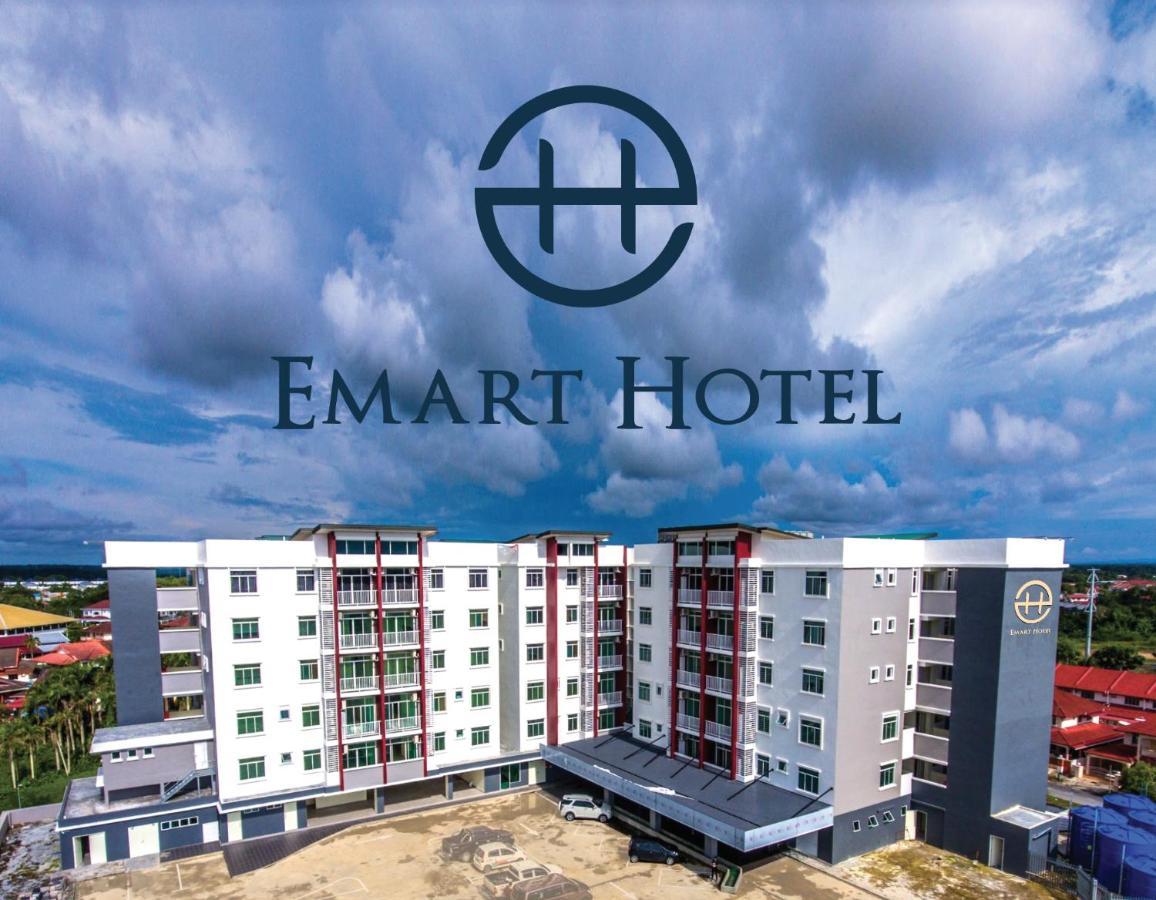 Emart Hotel Мири Екстериор снимка