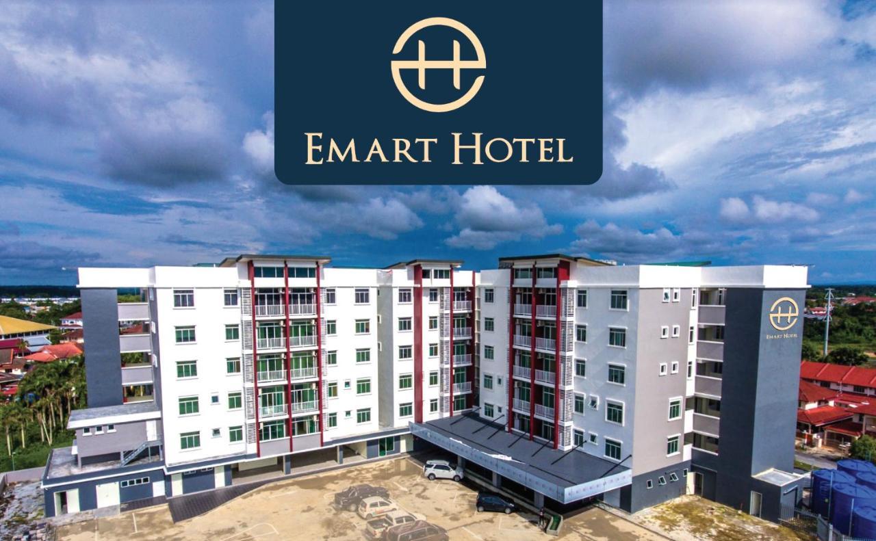 Emart Hotel Мири Екстериор снимка